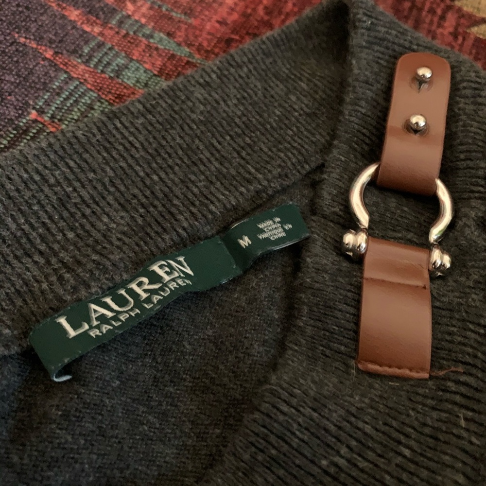 Like New Ralph Lauren Top - Picture 6 of 8